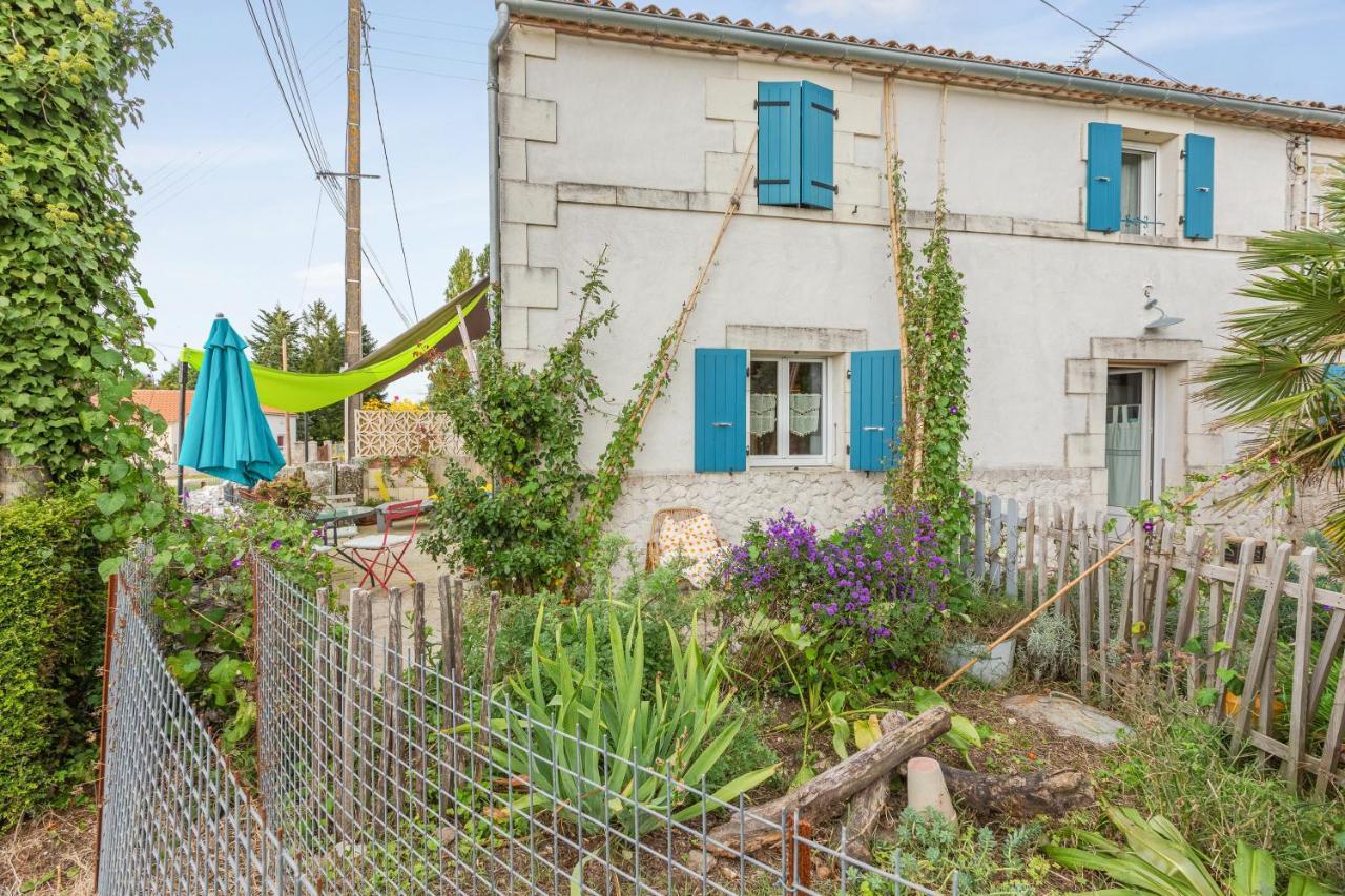 Appartement Accueillant A Mortagne Sur Gironde 45 M² Terrasse ภายนอก รูปภาพ