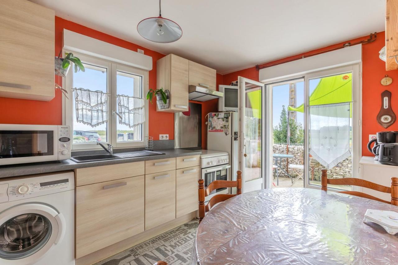 Appartement Accueillant A Mortagne Sur Gironde 45 M² Terrasse ภายนอก รูปภาพ