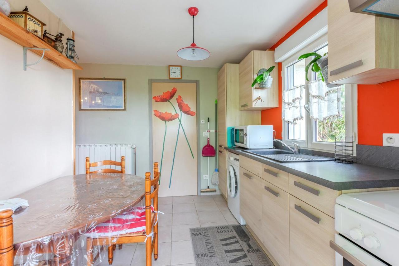 Appartement Accueillant A Mortagne Sur Gironde 45 M² Terrasse ภายนอก รูปภาพ