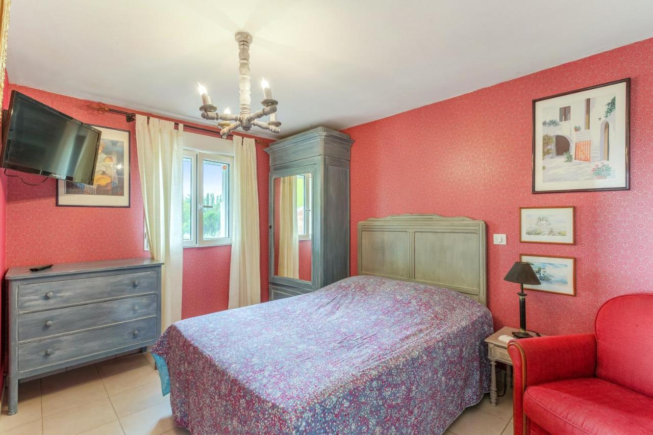 Appartement Accueillant A Mortagne Sur Gironde 45 M² Terrasse ภายนอก รูปภาพ